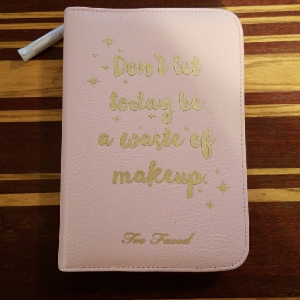 Too faced planner and zipper pouch (no makeup)